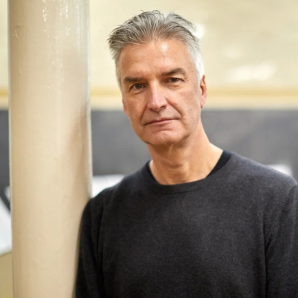 A portrait photo of Nic Pendlebury, musician.